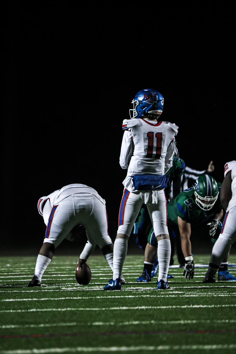 noahjlee's tweet photo. Thankful I’ve been able to spend my last four years here, it’s been a dream come true and I wouldn’t trade it for anything. Thank you Kempsville❤️ #OKF #11out https://t.co/KEsE52FNQk