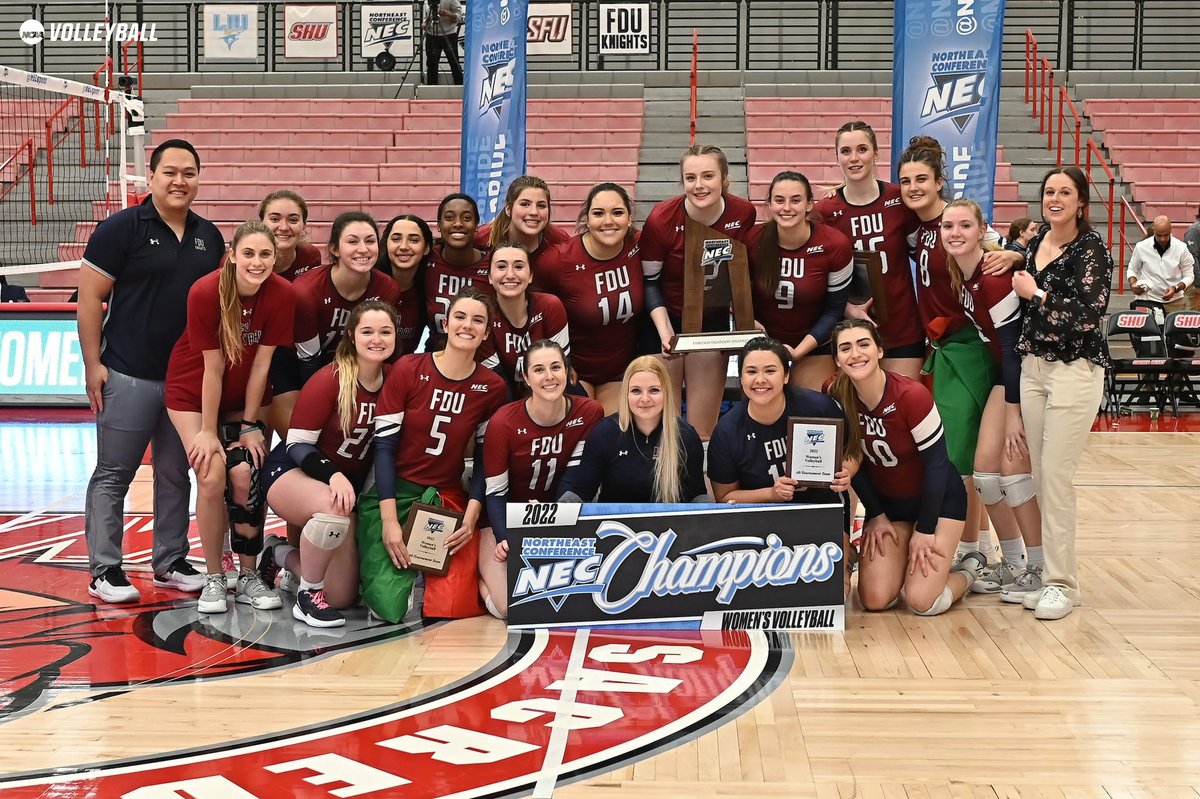 NCAA Women's Volleyball tweet media