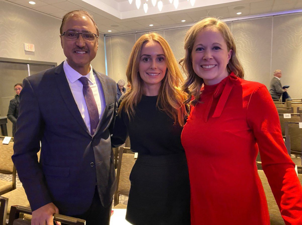 Emily Cave tweet media