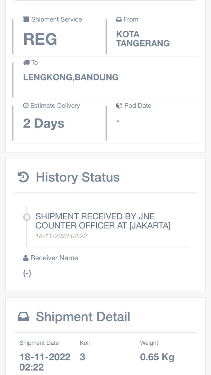 moristeta's tweet photo. Beli barang lewat @ShopeeID pake kurir @JNECare uda 17hari ni ga sampe2 padahal dari jakarta-bandung. Uda ngehubungin ke shopee sama jne setiap hari. Tapi gada perubahan status apa2. Beralasan overload tapi ga gini2 juga kaliii. Mau klaim pengembalian dana uda gabisa. https://t.co/uL7O3FITl6