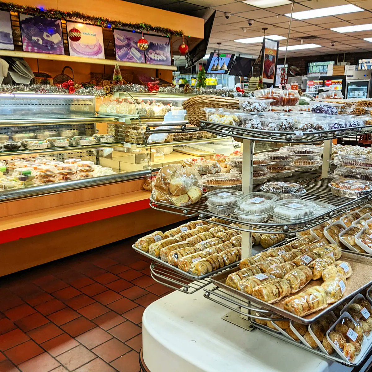 Karon Liu on Twitter "Calamansi crinkle cookies from Filipino bakery