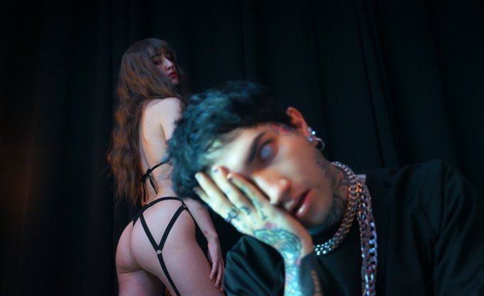 For 2023 a halloween special?💀 https://t.co/ITYCJdbZFY