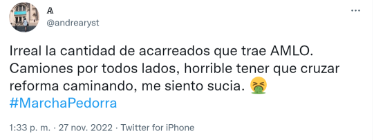 Navegaciones's tweet photo. Pero no son racistas ni clasistas 😶 https://t.co/CIDt5YqFBU