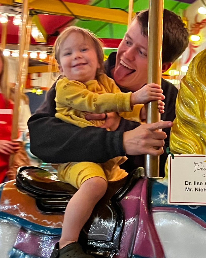 alli_mac27's tweet photo. ellie had the BEST time at Fantasy of Trees π
She got to meet Santa for the first time + even put her chapstick on before the picture π€£π
π»
She also LOVED her sugar cookie & riding the carousel π
#FantasyOfTrees #Knoxville https://t.co/5Z1KewyauE