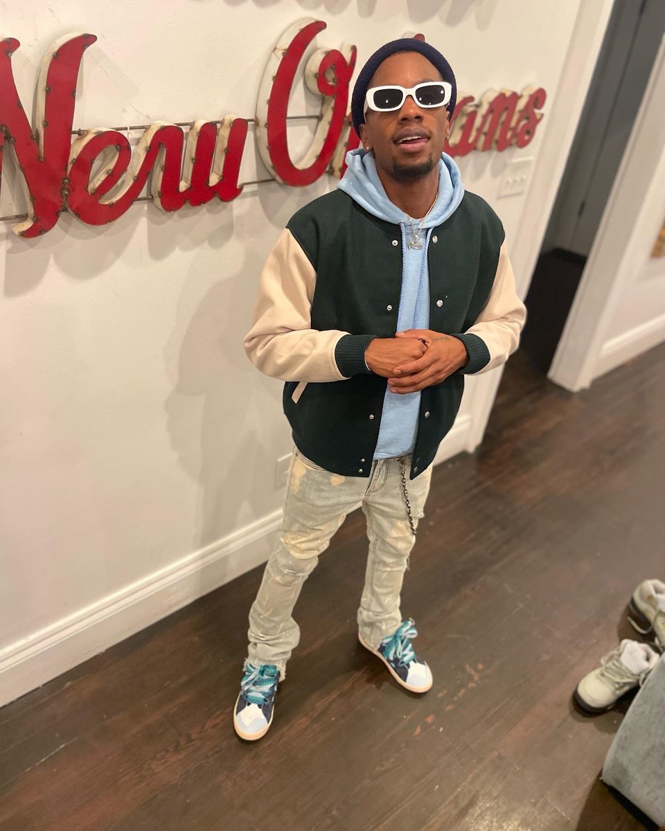 2ToABale's tweet photo. “Take A Break But Ain’t Gon’ Ever Stop, This Sh*t To Be Continued….”
#M2TM4L
#HoudiniEnt
#2LB$ https://t.co/JbWy240UQ7