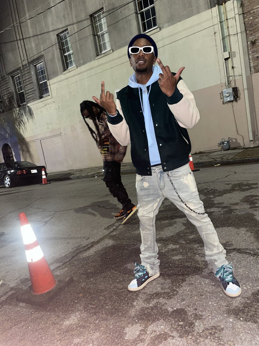 2ToABale's tweet photo. “Take A Break But Ain’t Gon’ Ever Stop, This Sh*t To Be Continued….”
#M2TM4L
#HoudiniEnt
#2LB$ https://t.co/JbWy240UQ7