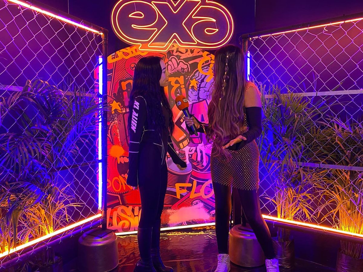 ExaFM's tweet photo. #NickiNicole nos acompañó en entrevista para compartirnos su emoción al estar en el escenario del #FlowFestEnExa 🔥 Además, de agradecer a sus fans mexicanos 🫶 @Nicki_Nicole19 https://t.co/yAbWgwTyUC