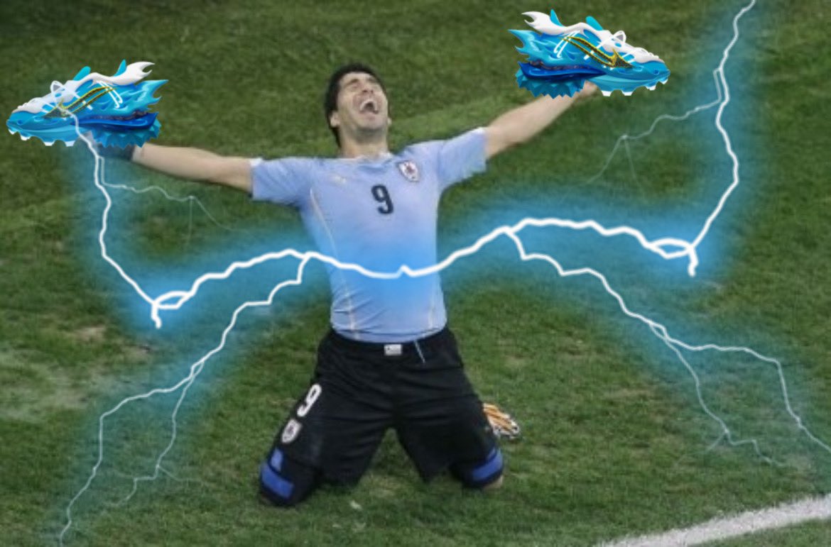 hypersportsclub's tweet photo. The [Hyper Football Club - World 2022 Memes Event] has ended.🧑‍🎨⚽ 

Congrats to the Winner of this event!🎉

🎁 AIRDROP : @sahwi9535 

#nft #nfts #NFTCommunity #NFTdiscord #Discord #nftevent #nftairdrop #airdrop #memes #meme #hypersportsclub #digitalsneakers https://t.co/ErIfvYyNtQ