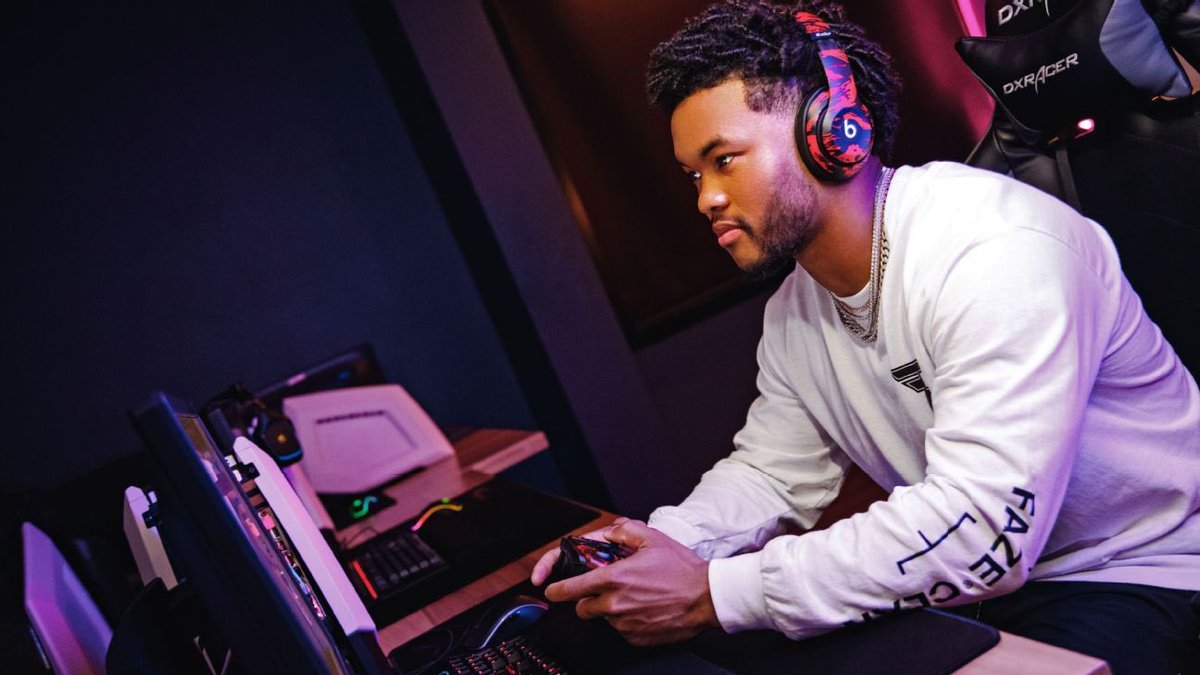 <a href="/BleacherReport/">Bleacher Report</a> <a href="/BoBrack/">Bo Brack</a> <a href="/PHNX_Cardinals/">PHNX Cardinals</a> Kyler studying the schematics