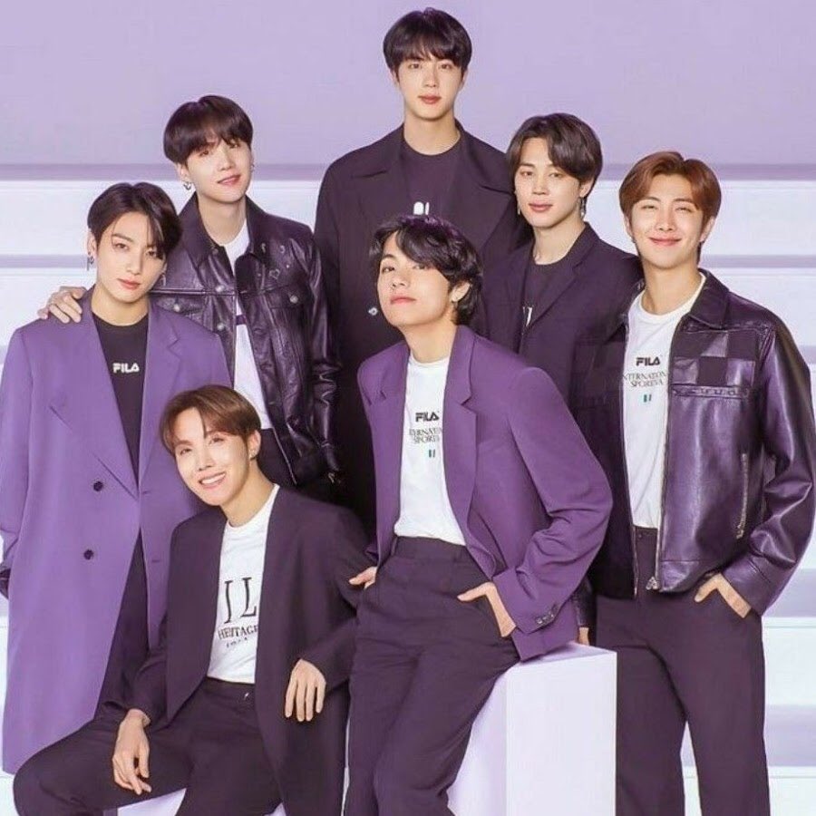vminiecats's tweet photo. — La entidad estatal de Corea del Sur encargada en imprimir y diseñar las monedas y billetes del país pronto lanzará una medalla conmemorativa para celebrar el décimo aniversario de BTS. Habrán 2 medallas, una con el logo de BTS y el numero 10 y otra con la cara de cada miembro + https://t.co/0L4iKeyV3L