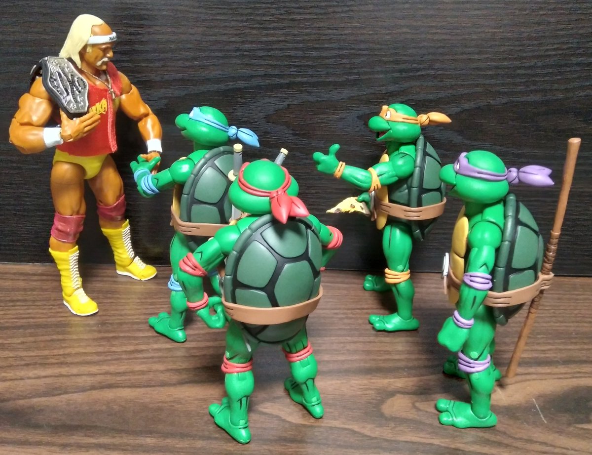 LoveMeSome1980s's tweet photo. With the combined powers of Hulkamania and Turtle Power, it looks like the Shredder's in trouble, brother!🤘🍕🐢🐢🐢🐢 #HulkHogan #Legend #GOAT #AmericanMade #Hulkster #Hulkamania #Hogan4Life #TMNT #HeroesInAHalfShell #TurtlePower https://t.co/CHUh6i1pDU