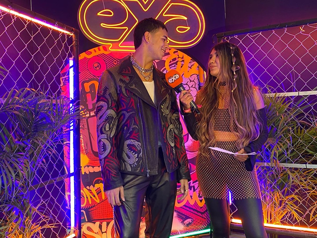 ExaFM's tweet photo. Platicamos con @robimusicpr acerca de sus planes en la música 🎶❤️‍🔥 Y su emoción de estar en el #FlowFestEnExa 🫶 https://t.co/aKllxobNRI