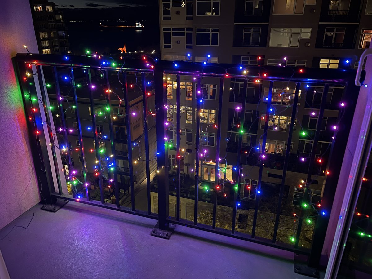 Brian D. Oakes tweet media