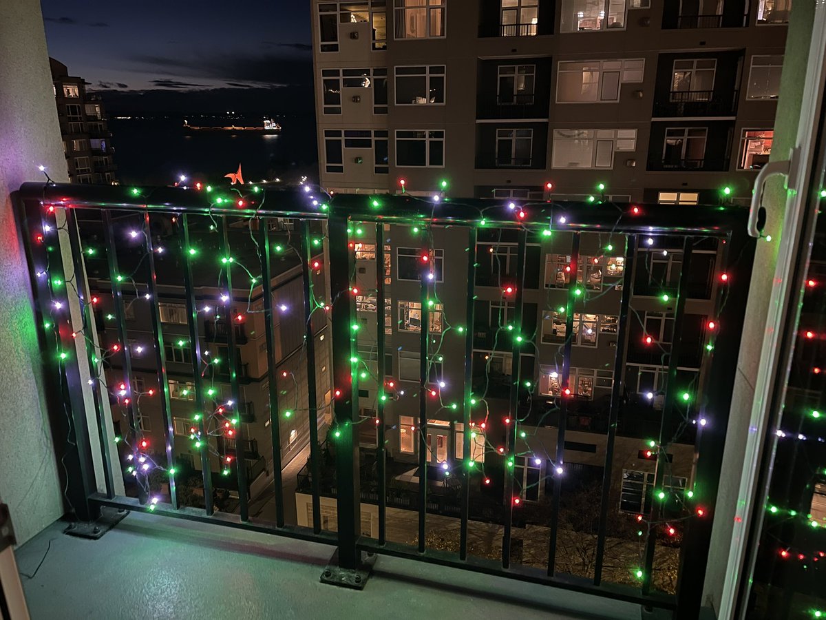 Brian D. Oakes tweet media