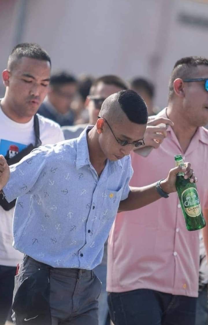 อยากโดน ช้อนอะคับ 🙈🍻
#สัตหีบ