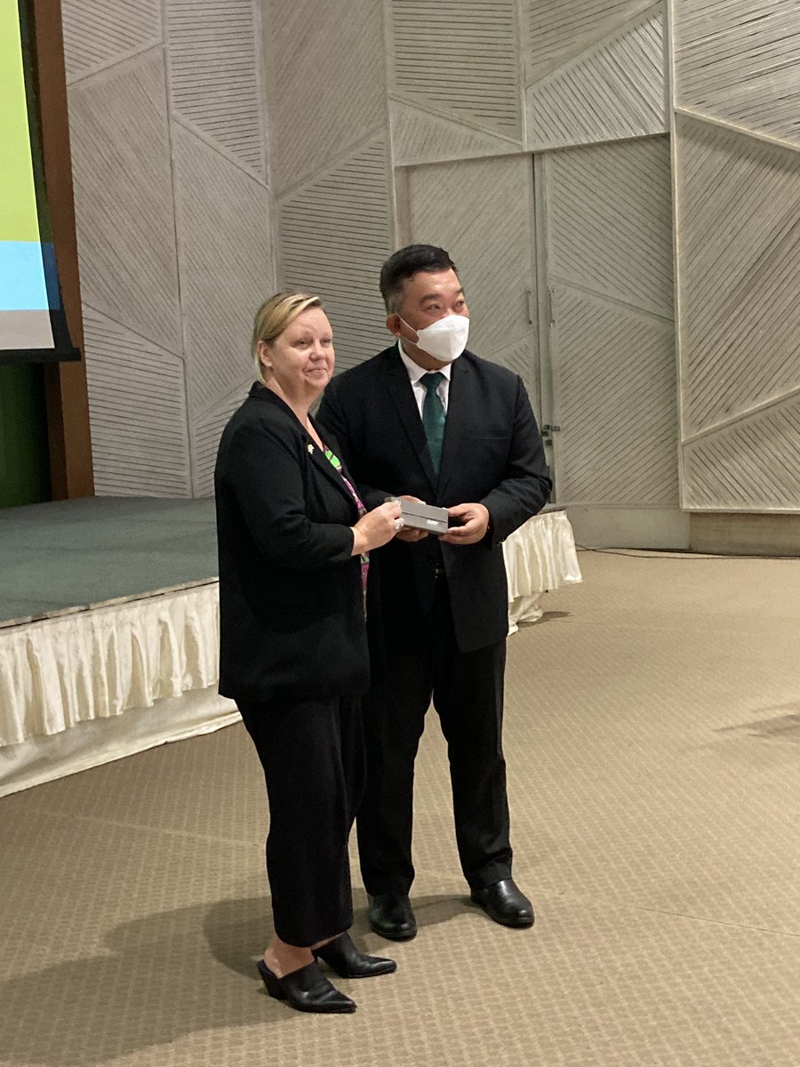 thBritish's tweet photo. @HelgaThailand opened the International Symposium on AgeingHood Project Impact Creation: Housing and Livelihood in Low-income Settlements by @sheffielduni and @kasetsart_ku #britishcouncilthailand https://t.co/xDHOJK5qXr