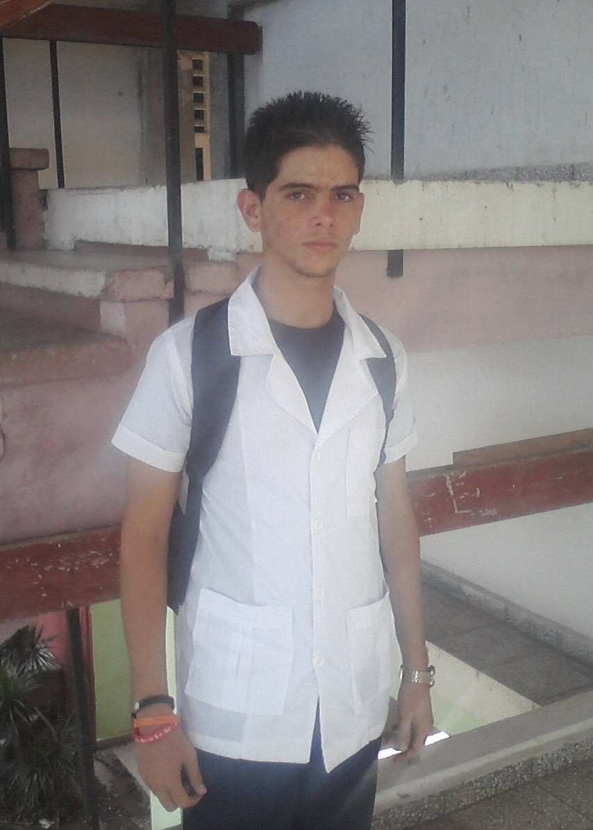 addi_mena's tweet photo. #GraduationChallenge
1ro vs Graduado https://t.co/xqZZajpdb2