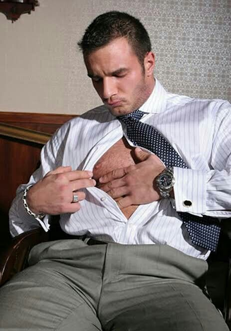 gay_porn_male's tweet photo. Do you like man in suit? Or without suit?
Model: Ted Colunga
#hunk #muscle #handsome #dailyhunk #gaypornstar #tedcolunga #muscletop #musclebottom #hunktop #hunkbottom #maninsuit #suit https://t.co/pWKwfbxxXf