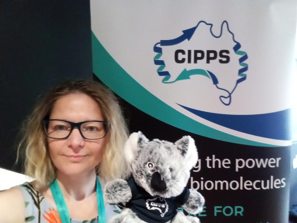 DeplazesEvelyne's tweet photo. Prof David Craik @TheCraikGroup from @IMBatUQ opening the first annual #CIPPS22 @ARC_CIPPS conference at @Sydney_Uni
3 days of awesome peptide and protein science, catching up with colleagues and meeting new ones.
Pepito the Koala is excited #ozchem https://t.co/EdahNU6E9V