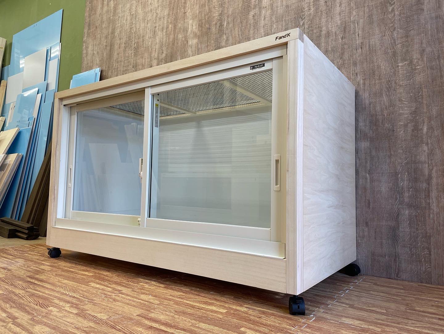 FandK爬虫類木製ケージ ミーアキャット用 1200×600×600