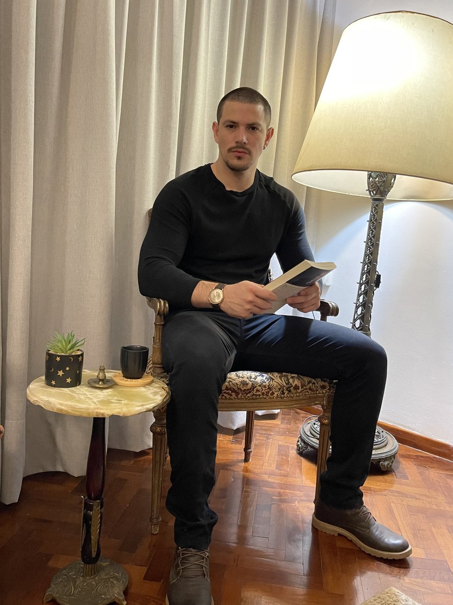 PyChamorro's tweet image. Hola