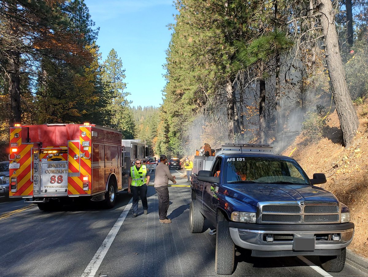 MoreGoodFire's tweet image. AFS Engine 01 was first on scene to a vegetation fire today, in the area of Hwy 49 and Smith Rd near Grass Valley. With the help of a few bystanders, our engine crew was able to contain the fire to a 50x50 spot before local fire department resources arrived.