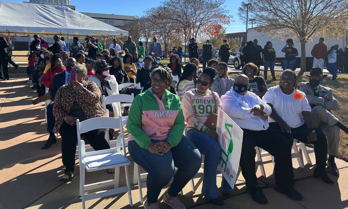 MsLaToshaBrown's tweet photo. Today @BlackVotersMtr held our “Souls to the Polls” rally in Columbus, GA! Alongside @RevDrBarber @yannasoulsings, @BarbaraArnwine and others! This weekend kicked off early voting for the Georgia senate race! Grateful to our partners @BRepairers @GeorgiaPPC @UniteThePoor #MBHAP https://t.co/NjZpTpAVpb