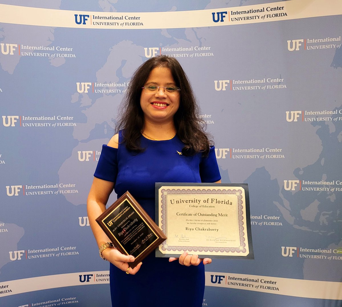 Riya_Chak_Ed's tweet image. Truly humbled &amp;amp; honored to have received the "Alec Courtelis Award" &amp;amp; "Certificate of Outstanding Merit" this year, recognizing &amp;amp; acknowledging my commitment &amp;amp; dedication to academics and service within the @UF  community ! Go Gators 🧡 🐊 💙
#IEW2022 @GlobalGators @UF_COE