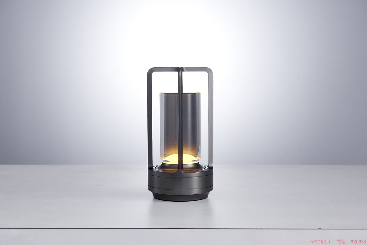 High-quality rechargeable small table lamp, cheap price, low MOQ, very affordable factory wholesale price, with USB charging cable, can be used for 10 hours on a single charge, poly dragon packaging, non-foam, almost no transport damage.