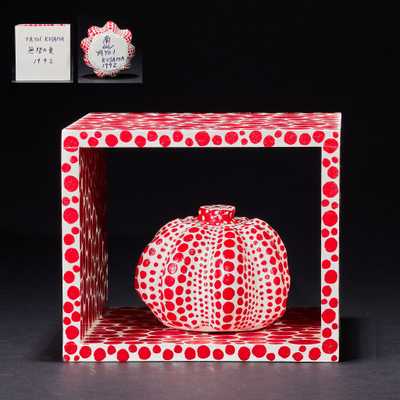 LiveHyde's tweet photo. Yayoi Kusama —Pumpkin Ornament
Art for auction🌈

https://t.co/MucljJMlj1

#modernart #artistsontwitter #collection #Art_of_Heroes #gifts #GiftGuide https://t.co/fqKrRCd4L5