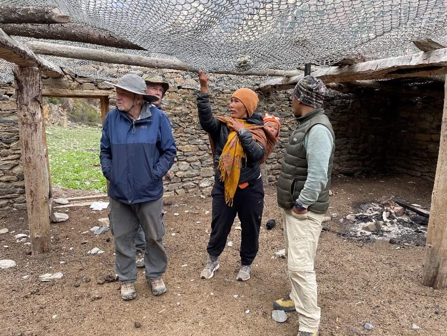 Tshiring Lhamu Lama is transforming local attitudes of herders living with snow leopards. She's testing Foxlight deterrents, training the next generation of youth rangers, &amp; providing snow leopard conservation awareness within the herder community of Dolpo.

Photo: ALN