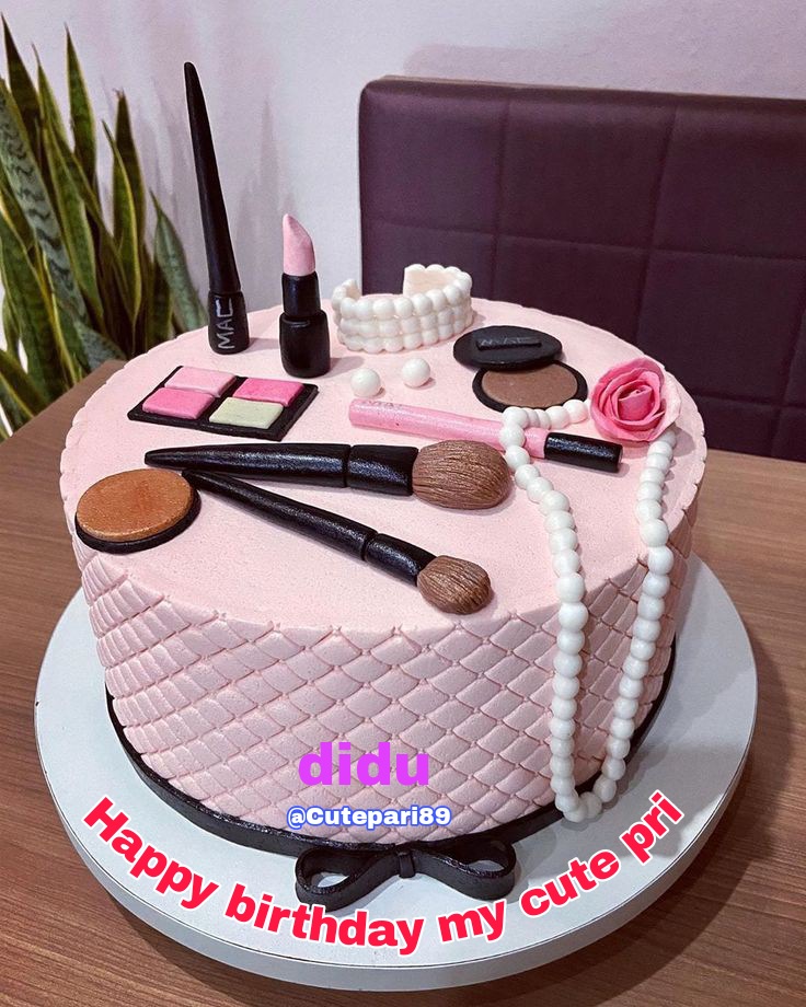 Sanskari_Girll's tweet photo. @cutepari89 
Hpy Bday🎂👸dear didu😘uh r A wndrfl prsn.....😍I hpe ur special day is d bgnng of anthr amzng year..💃I thank God 4 gvng uh in meh lyf..😇uh R d sis best in d whole world🔥may god alwys bless wid uh &amp; ur all dreams 🥳hve come true god bless you....!🤲HBD my didu🍨 https://t.co/LMYwW5a3Ai