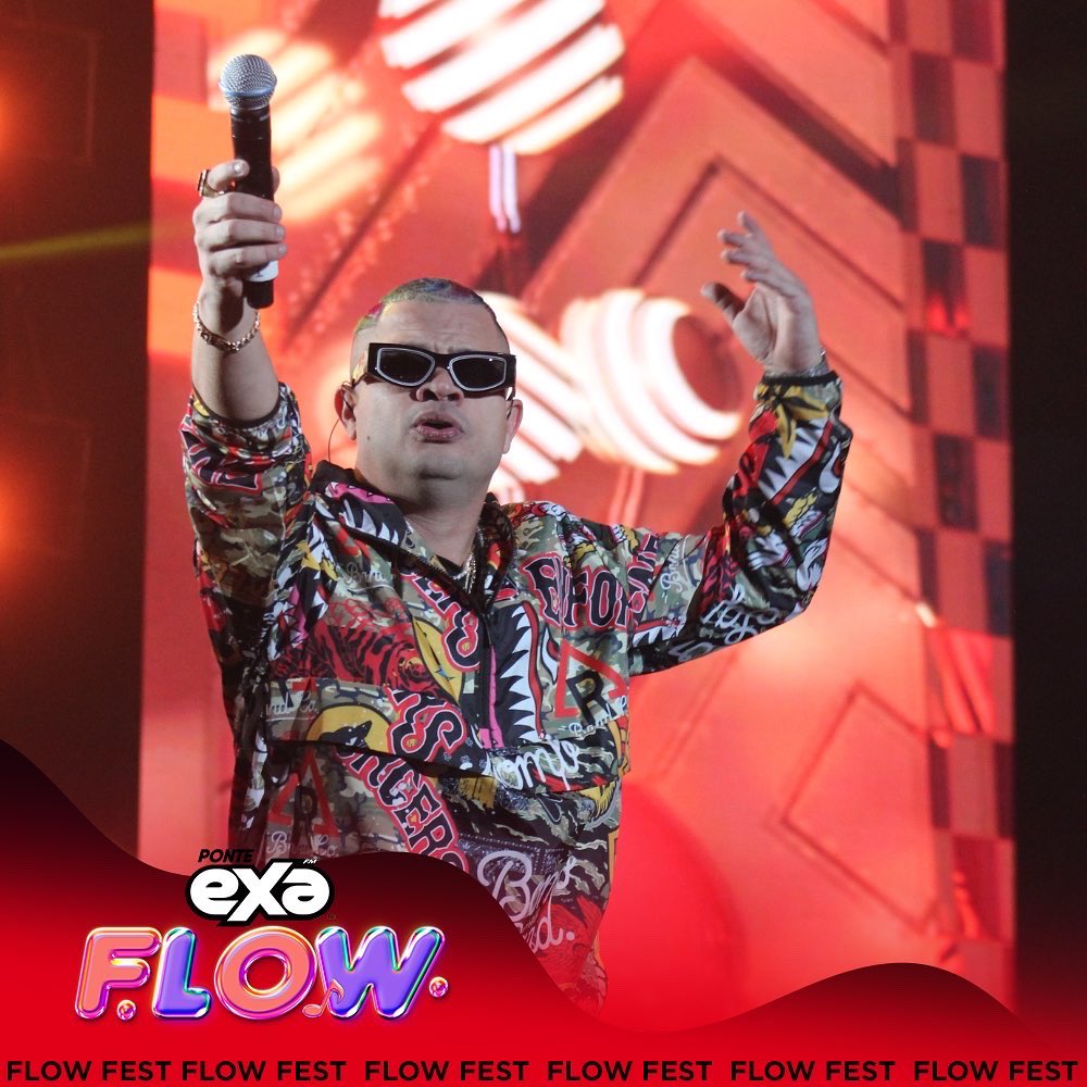 ExaFM's tweet photo. ¡La noche aún no acaba! 🔥😎 Y #JowellYRandy lo saben 🙌🤩 Así se vive el último día de #FlowFestEnExa 😈 https://t.co/y41zzBmQ8E