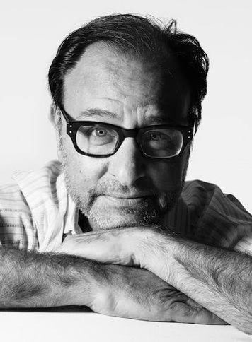 Happy birthday Fisher Stevens. My favorite film with Stevens is Only you. 