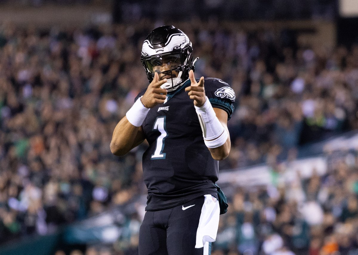 HardRockBet's tweet photo. Players in NFL history with at least 6,500 pass yds and 1,500 rush yds in their first 30 starts:

Jalen Hurts

END OF LIST. #FlyEaglesFly https://t.co/oMltvBh6Zz