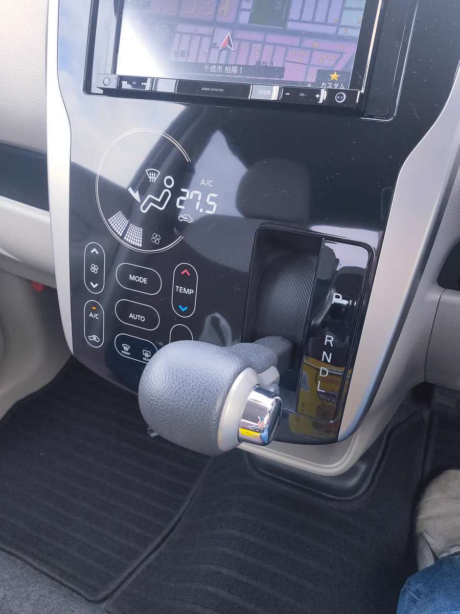 車の設計開発をしているみんな！こんなパネルはダメだぞ！
