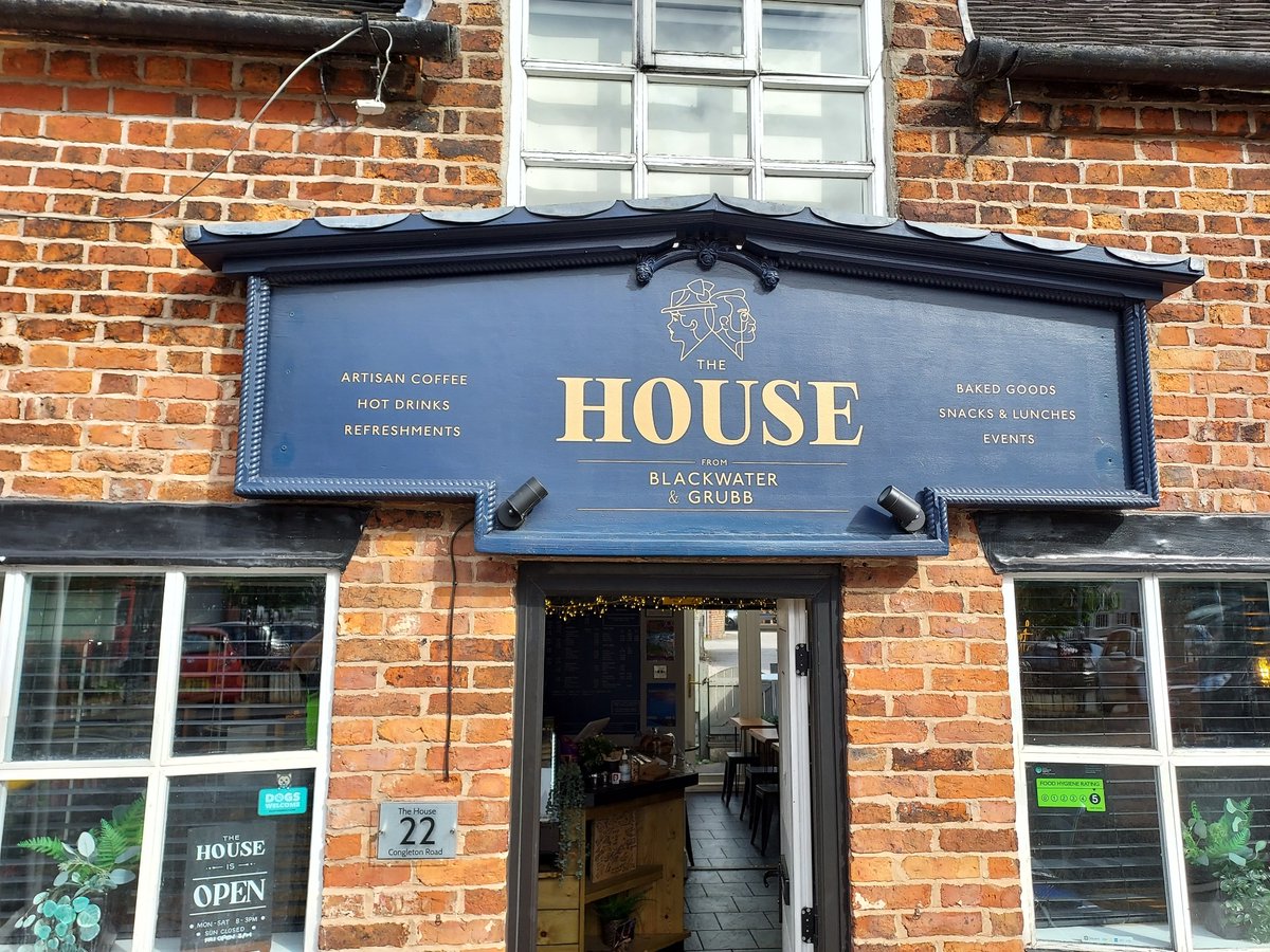 Sandbach Police tweet media