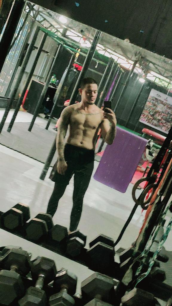 LPalambiano's tweet photo. MONDAY PUSH ๐ช
#FitnessMotivation #fitnessjourney #GoalDigger #Fitness #Roadtofit #FITPLHIV #PLHIVDIARIES #FITPOZ https://t.co/hslcck7xND