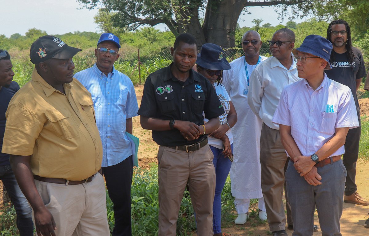 Japan is one of UNHCR's largest donors. During a recent mission to Tongogara Refugee Camp, I had the pleasure of thanking the Japanese Ambassador in Zimbabwe, H.E. Satoshi Tanaka, for their support in addressing refugees' and host communities' health and WASH needs.