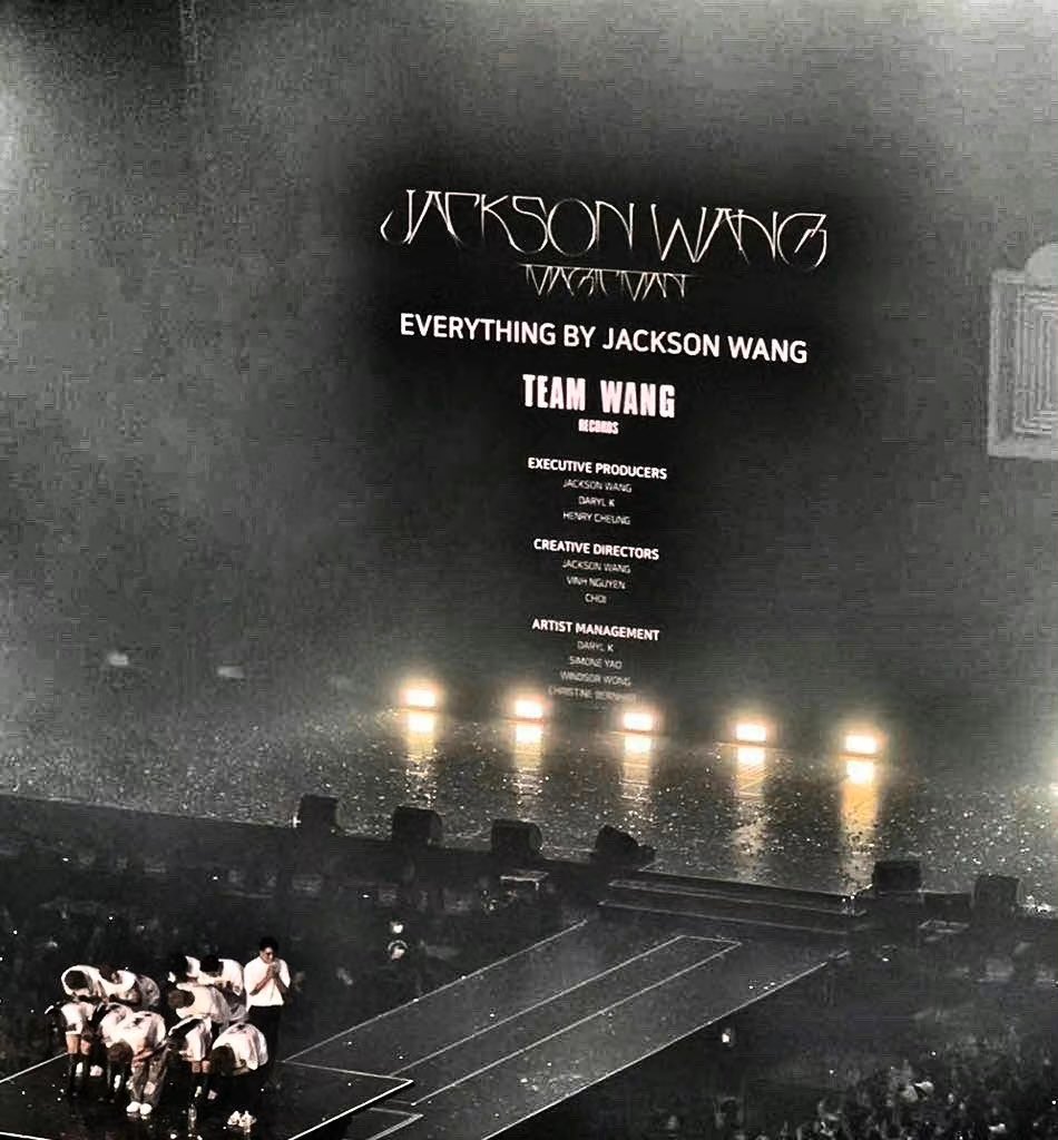 FPun_Pun's tweet photo. @JacksonWang852 I love this.❤️ Everything by Jackson Wang.
I ❤️ U
#JacksonwangWorldTourinBKK https://t.co/Ou6J6Kcrk4