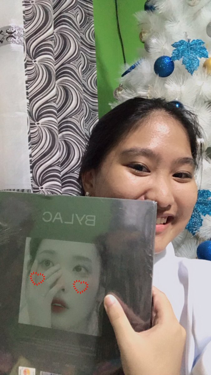 adncutie's tweet photo. my first ever official album of mama Jieun finally came home!! Thank you so much, miss ma'ams @UaenAhjumma &amp; @chatshy 🥺💜 I am forever grateful po~! 

진짜 너무 너무 고마워요 그리고 사랑해요. 💜💜💜 

#thankschatshy https://t.co/cmRLDdZWrT