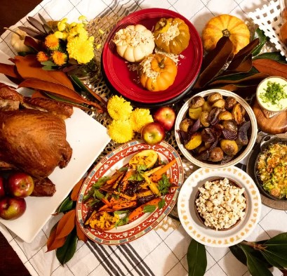 tveitdal's tweet photo. Throwing away food is bad for your budget and bad for the climate. Food waste accounts for 8 to 10 % of greenhouse gas emissions globally, according to the U.N. Environment Program.
https://t.co/Nw6BTxtaU0
Here’s how to avoid sending excess food to the landfill this Thanksgiving. https://t.co/YlX1bQvfOY