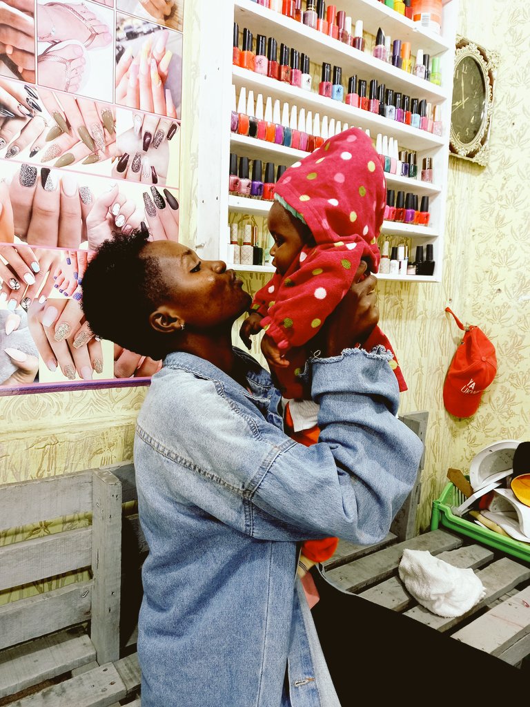 Janelly__og's tweet photo. 😍 with  my baby   nyie msitoe mimba kuzaa raga buana🥰 https://t.co/m1enrCyTPH