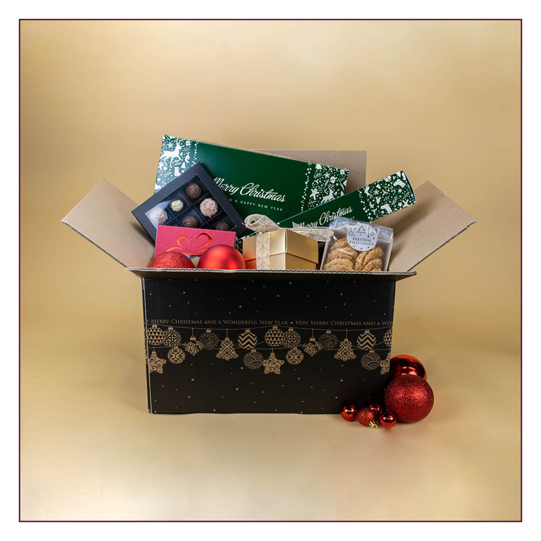 Maak er een feestje van!

Met onze kerstpakketdoos stel je zo een leuk pakket samen. Als bedrijfsgeschenk of gewoon als cadeau. Combineer de dozen met vulmateriaal voor een complete look! 

bekoverpakkingen.nl/seizoen/kerstm…