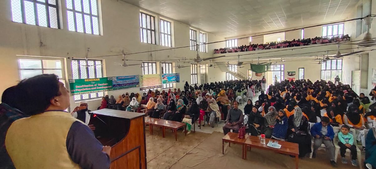 PWDPunjab's tweet photo. Village Theatre - Kallur Kot - Bhakkar
#populationcontrol #overpopulation #populationcrisis #familyplanning #villagetheatre #Bhakkar #FamilyGrowth #populationproblem #birthcontrol #pwdpunjab https://t.co/9XI5V8vuam