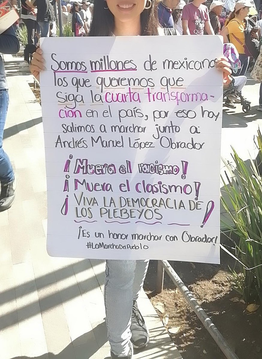 Maraloveyou's tweet photo. Ésta es la lógica clasista y racista de los conservadores como @ClaudioXGG: Los blancos y los que no son pobres marchan informados, los morenos y pobres marchan manipulados.
¡Así la oposición tiene garantizada la derrota para el 2024!
#27Noviembre #27NovMarchaAMLO https://t.co/fpeA9ARfyY