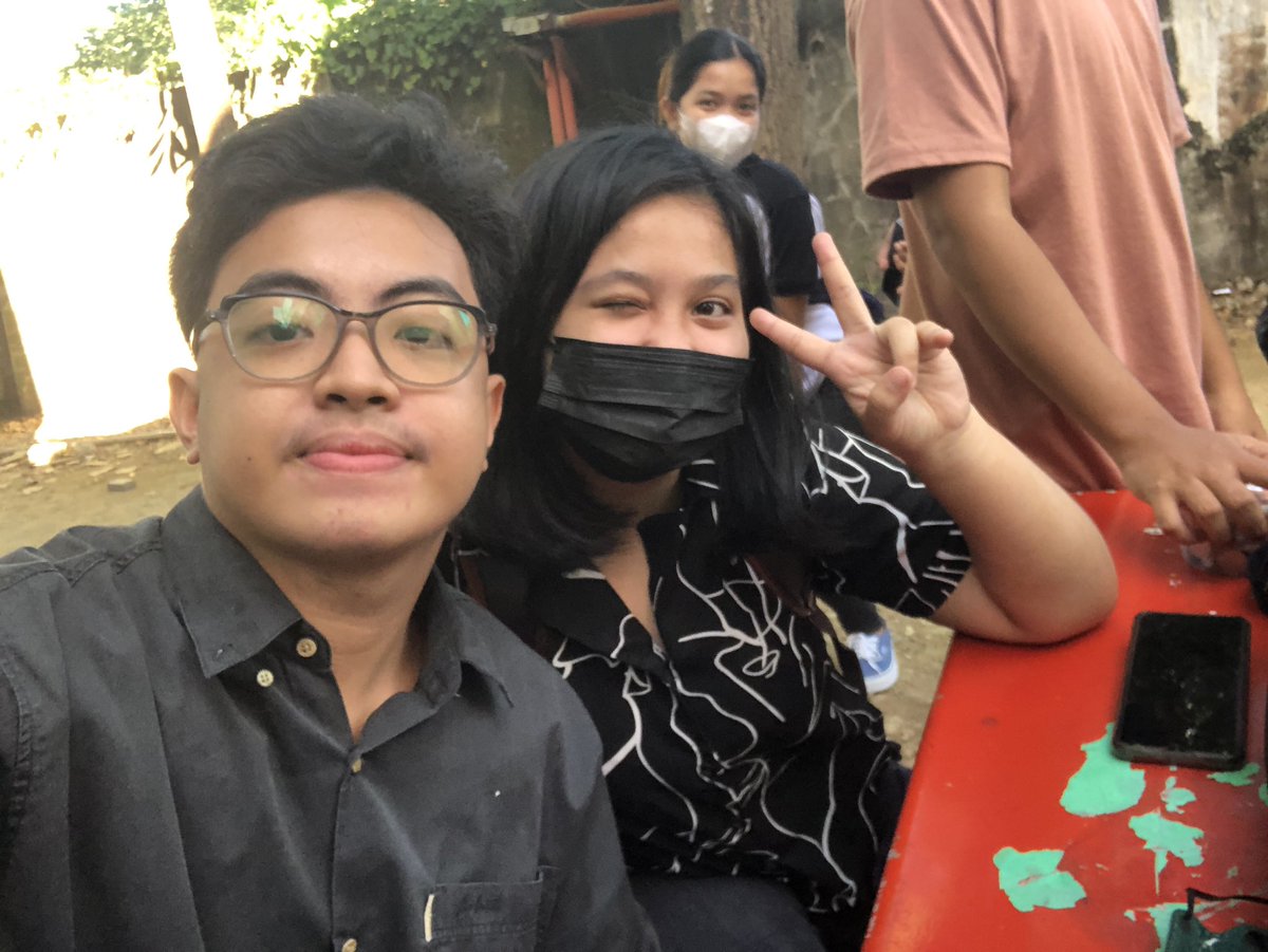 _jajigonda's tweet photo. happy birthday to this lass @clariss_aaaaa who turns 20 🎉🎂 andali mong makaclose at makavibe noong naghahanap pa tayo ng blockmates 😅 appreciate you always !! hope you enjoyed ur day https://t.co/cUBoHf8Fs2