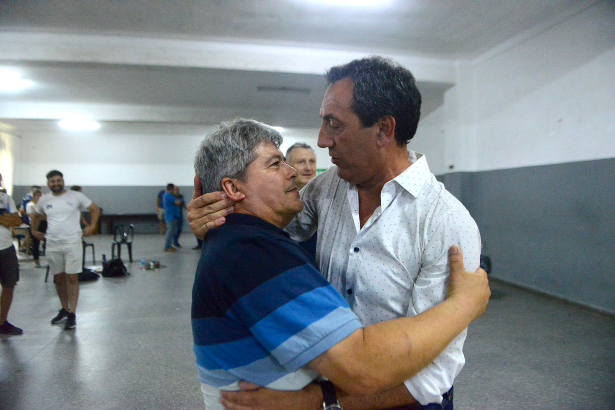 TransformarCGE's tweet image. Mariano Cowen es el nuevo presidente de @gimnasiaoficial 

Gracias a todos los socios y socias que nos dieron su apoyo. Vamos por un Gimnasia más Grande!