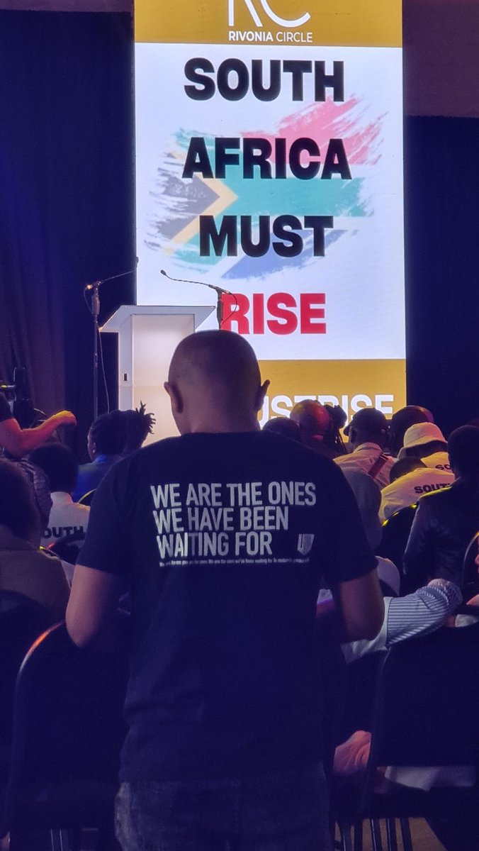 Makashule's tweet photo. Avuxeni. Good morning fellow South Africans 🇿🇦🇿🇦.
It is in our hands.
We will RISE together, we owe as much to each other. 
#SAmustRISE https://t.co/XYGbVFJotK
