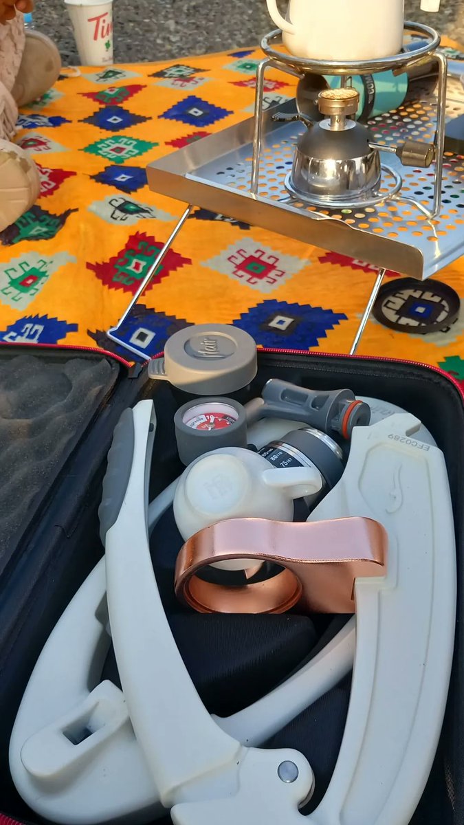 iSaudEz's tweet image. رفقة وقت الشدايد ما مثلها